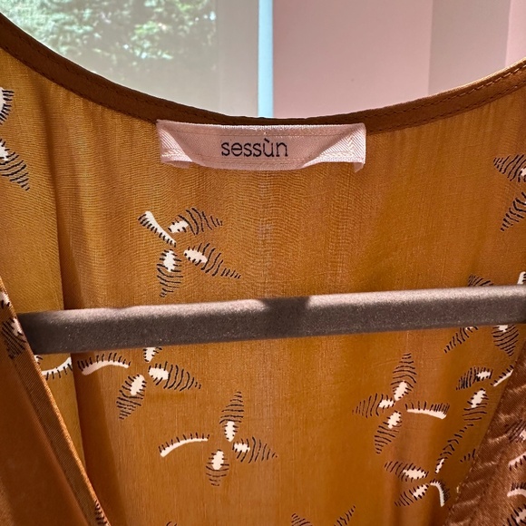 Sessun Roselili dress - Picture 6 of 6